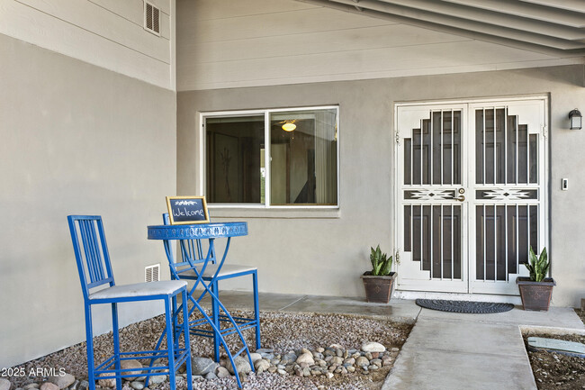 2707 E Louise Dr in Phoenix, AZ - Foto de edificio - Building Photo