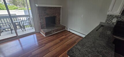 678 Savin Ave in West Haven, CT - Foto de edificio - Building Photo