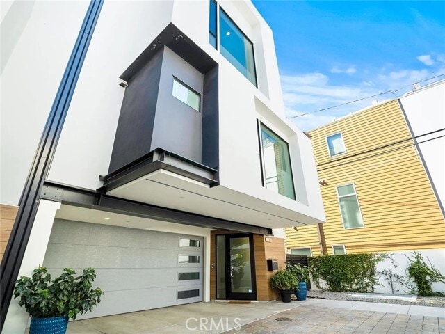 811 N Detroit St in Los Angeles, CA - Building Photo - Building Photo