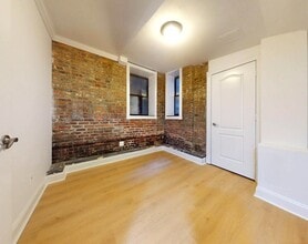 East 25th Street, Unit EW in New York, NY - Foto de edificio - Building Photo