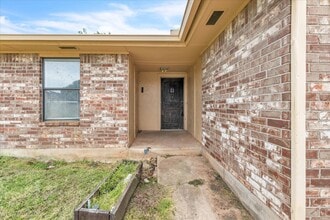 10412 Koch Dr in Midwest City, OK - Building Photo - Building Photo