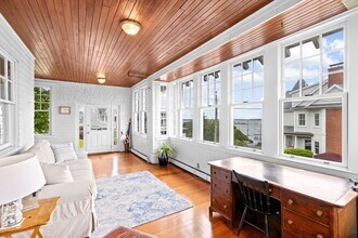 4 Glover Ave in Hull, MA - Building Photo - Building Photo