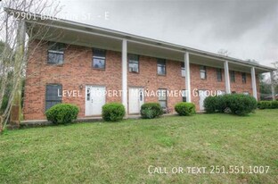 22901 Baldwin St in Robertsdale, AL - Building Photo