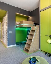 400 E 67th St, Unit 29C in New York, NY - Building Photo