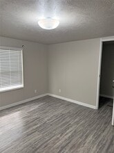 211 Antilles Dr in Pointblank, TX - Building Photo - Building Photo