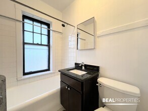 4910 N Hoyne Ave in Chicago, IL - Building Photo - Building Photo