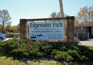 Edgewater Park Apartments in Edgewater, FL - Building Photo - Building Photo