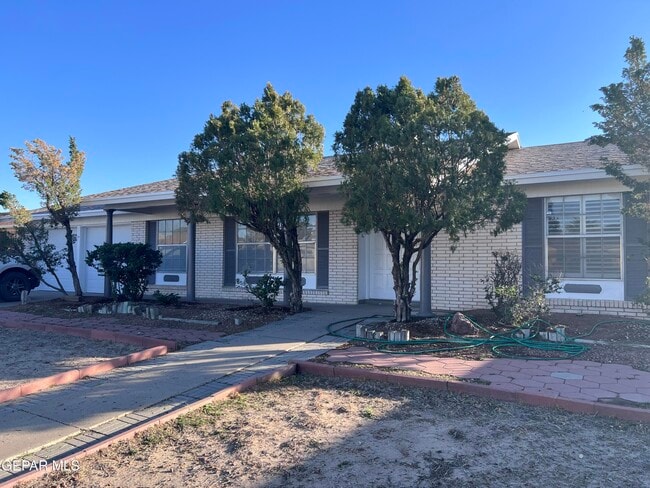 property at 10524 Candlewood Ave