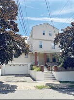 16 Amackassin Terrace in Yonkers, NY - Building Photo