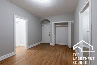 5451 S Cornell Ave in Chicago, IL - Building Photo - Building Photo
