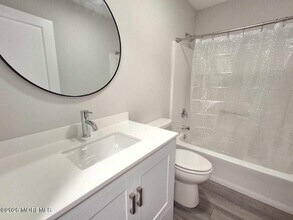 123 Northampton Dr in Holmdel, NJ - Building Photo - Building Photo