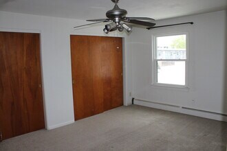 715 E State St in Geneva, IL - Building Photo - Building Photo