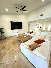 512 NW 104th Ave in Plantation, FL - Building Photo - Building Photo