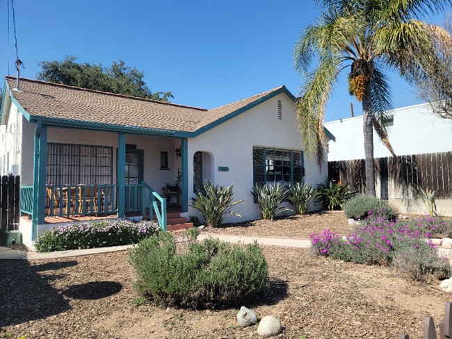 811 Highland Ave in Duarte, CA - Building Photo - Building Photo
