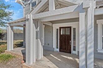 1725 Harvey Mitchell Pkwy S in College Station, TX - Building Photo - Building Photo