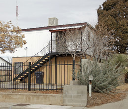 2103 Eton Ave SE in Albuquerque, NM - Building Photo - Building Photo