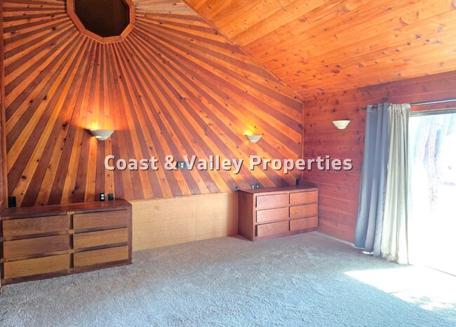 195 El Caminito Rd in Carmel Valley, CA - Building Photo - Building Photo