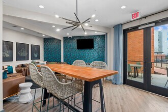 Northpoint Crossing in College Station, TX - Building Photo - Building Photo