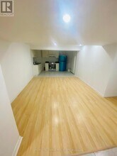 5374 Turney Dr in Mississauga, ON - Building Photo - Building Photo