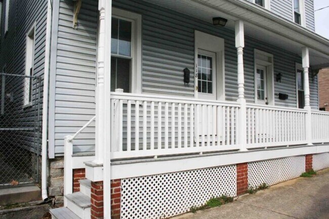 116 S Cedar St-Unit -Unit 2 in Lititz, PA - Building Photo - Building Photo