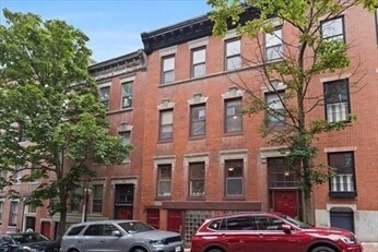 26 Irving St in Boston, MA - Building Photo