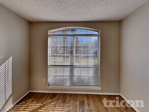 1210 Hidden Creek Dr in Mansfield, TX - Building Photo - Building Photo