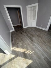 102-106 N Chestnut St in Aurora, IL - Building Photo - Building Photo