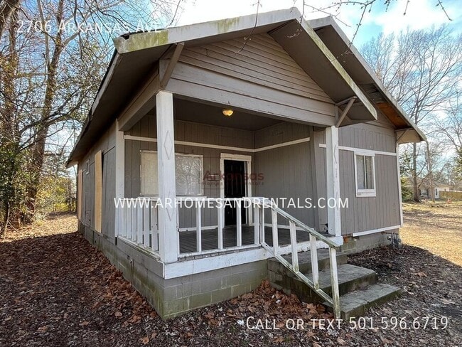 2706 Arkansas Ave in North Little Rock, AR - Building Photo - Building Photo
