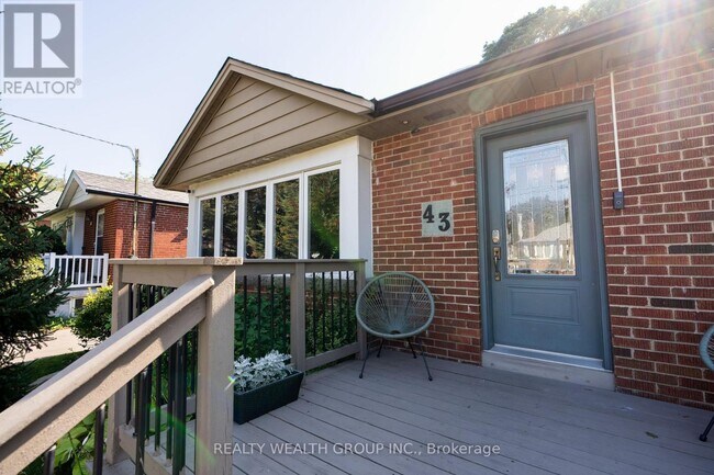 43 Medhurst Rd in Toronto, ON - Building Photo - Building Photo