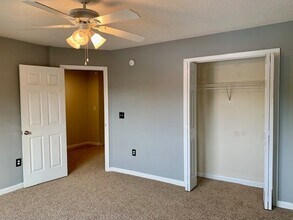 501 Pinewood Rd in Myrtle Beach, SC - Foto de edificio - Building Photo