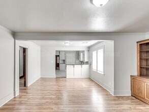 912 NW 98th St in Oklahoma City, OK - Building Photo - Building Photo