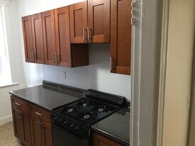 1800 Commonwealth Ave, Unit 10 in Boston, MA - Building Photo
