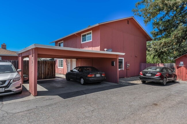 1518-1522 Trower Ave in Napa, CA - Building Photo - Building Photo