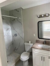 1080 Carolina Ave in Fort Lauderdale, FL - Building Photo - Building Photo