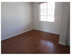 1343 SW 4th Ct-Unit -1327 in Fort Lauderdale, FL - Building Photo - Building Photo