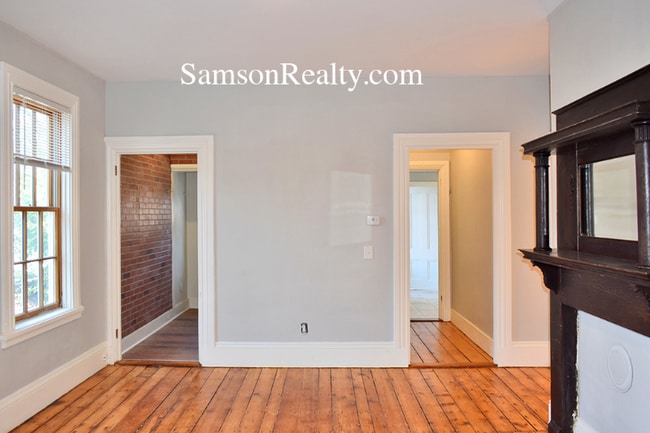 104 Sheldon St in Providence, RI - Building Photo - Building Photo