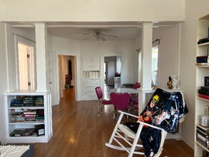 5410 Princeton St in Oakland, CA - Foto de edificio - Building Photo