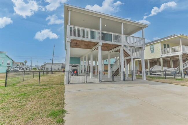 4022 Fort Bend Dr in Galveston, TX - Building Photo - Building Photo