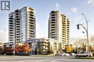 8460 Granville Ave in Richmond, BC - Building Photo
