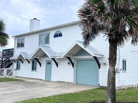 820 N Central Ave in Flagler Beach, FL - Building Photo