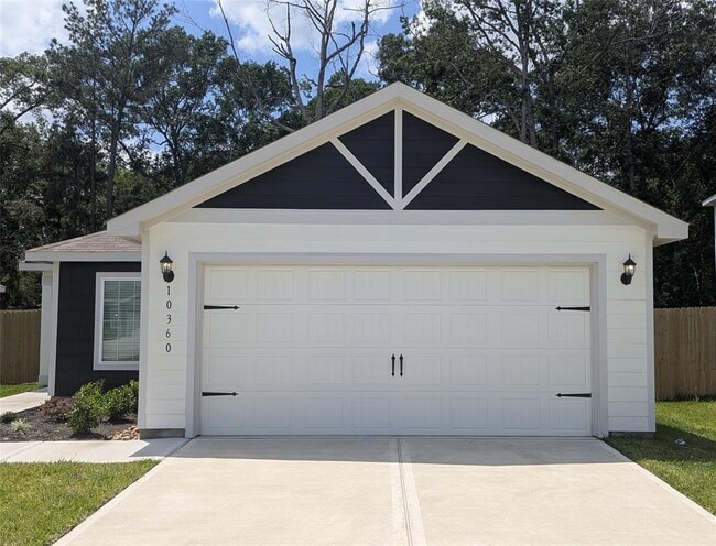 property at 10360 Sweetwater Creek Dr