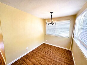 17353 Park Ave in Sonoma, CA - Building Photo - Building Photo