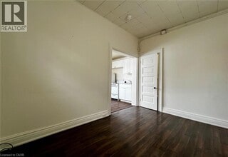 299 Central Ave in London, ON - Building Photo - Building Photo