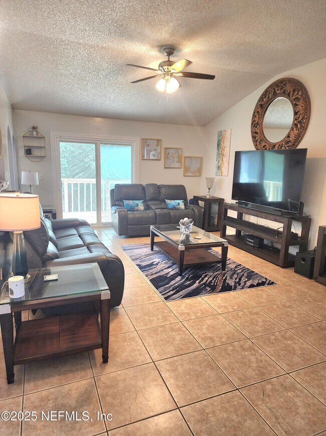 9254 Topohill Ct in Jacksonville, FL - Building Photo - Building Photo
