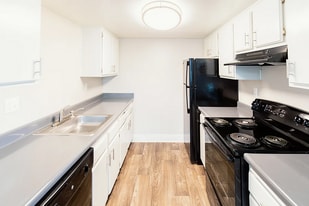 ReNew Fair Oaks in Carmichael, CA - Building Photo