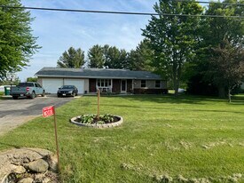 W2038 County Road WH in Mount Calvary, WI - Building Photo