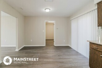 5917 April St E in Lakeland, FL - Building Photo - Building Photo