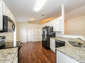 3120 Bellericay Ln in Land O Lakes, FL - Building Photo - Building Photo