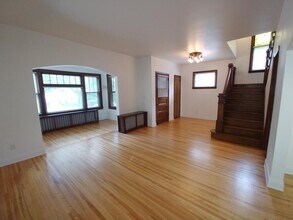 1210 W 32nd St in Minneapolis, MN - Building Photo - Building Photo