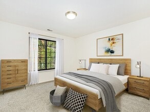 Tanglewood Apartments in Oak Creek, WI - Building Photo - Building Photo